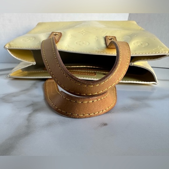 Authentic Louis Vuitton VERNIS mini bag w/COA - Picture 9 of 12